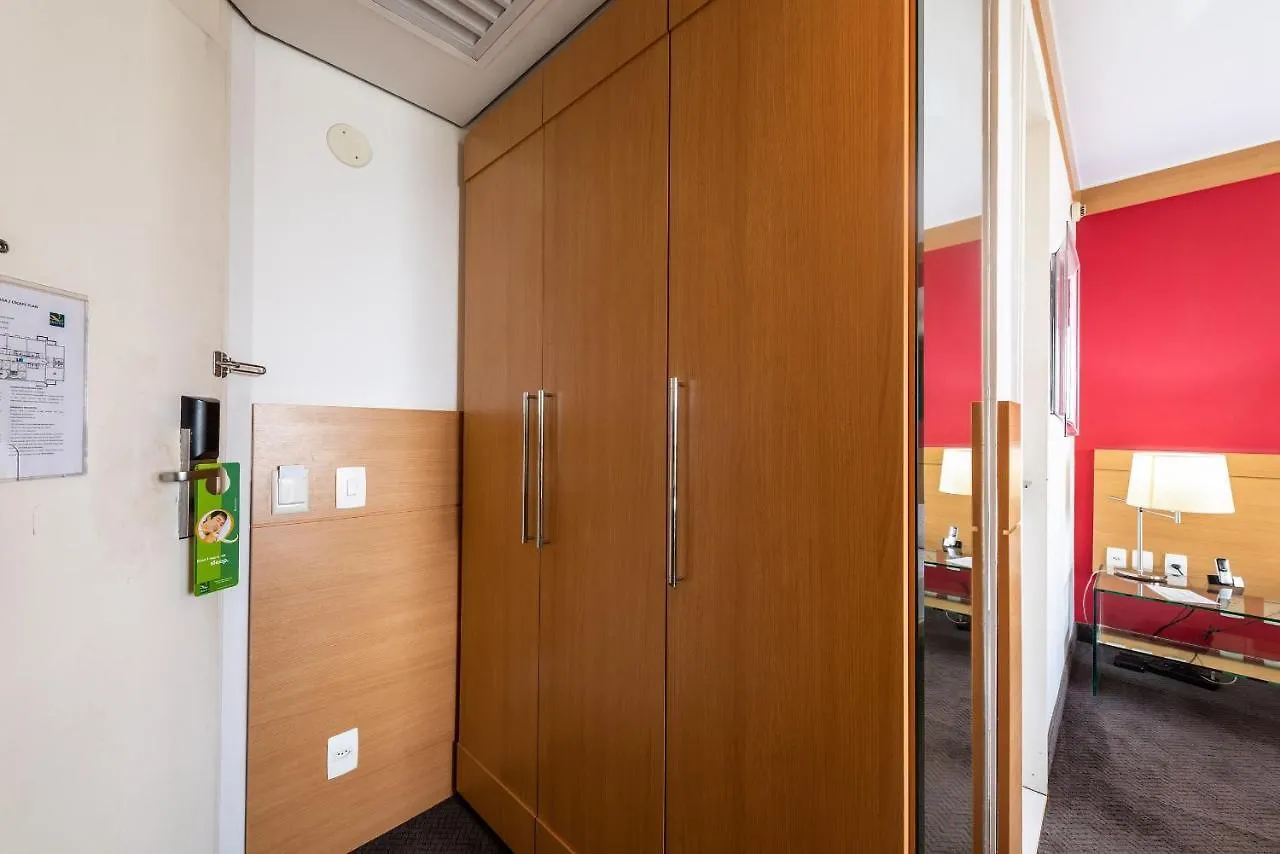 Qy1207 Flat Na Faria Lima Com Vaga De Garagem Hotel Sao Paulo Brazil